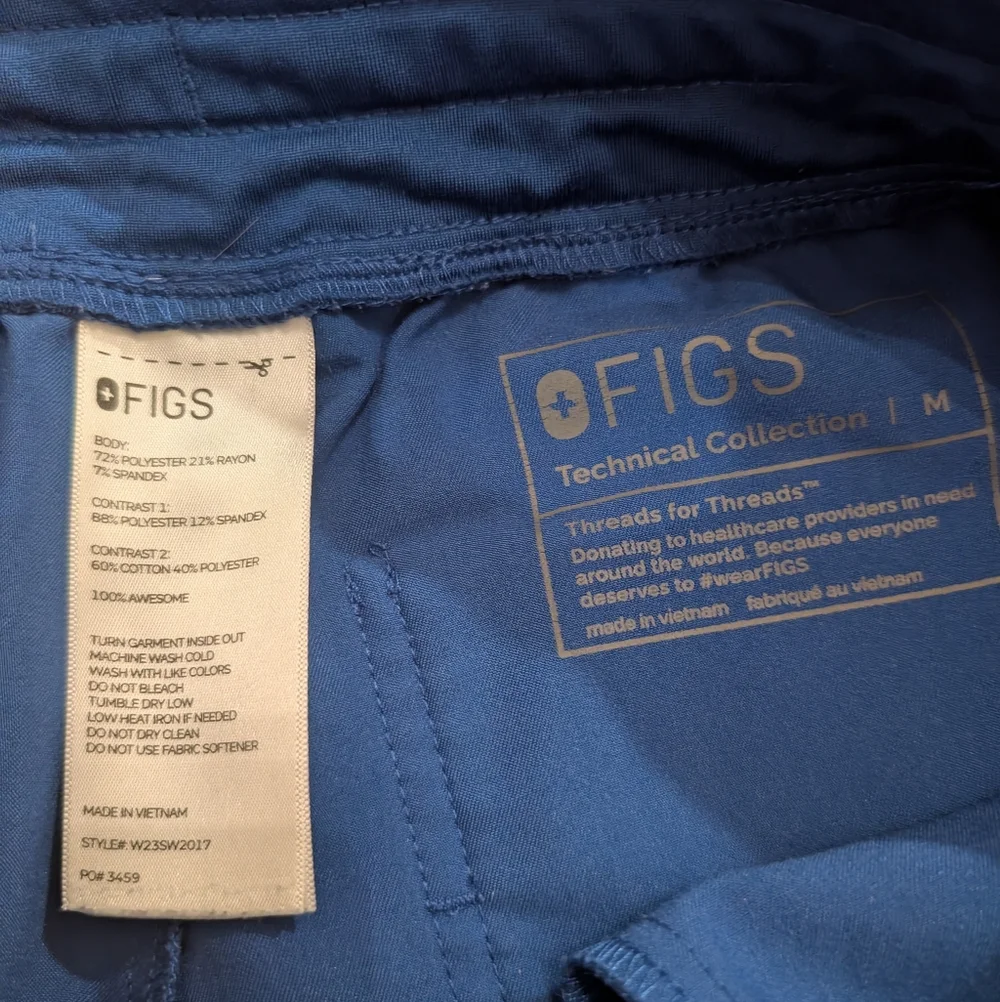 FIGS Blue Scrubs Set - Size M - Picture 8 of 10